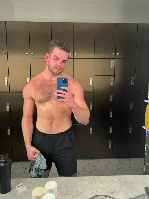 Got that post-workout glow going. by jcsports