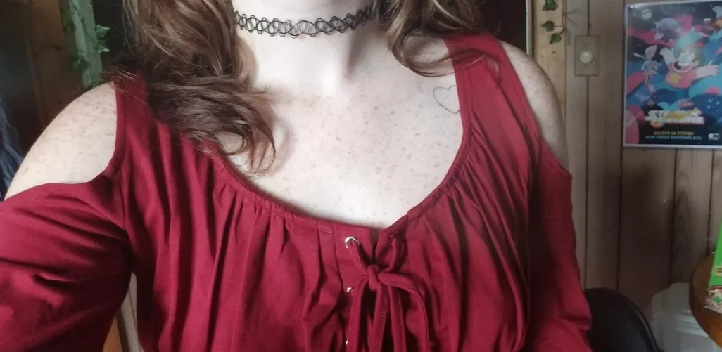 Got this shirt from a fan! by iris_blossom