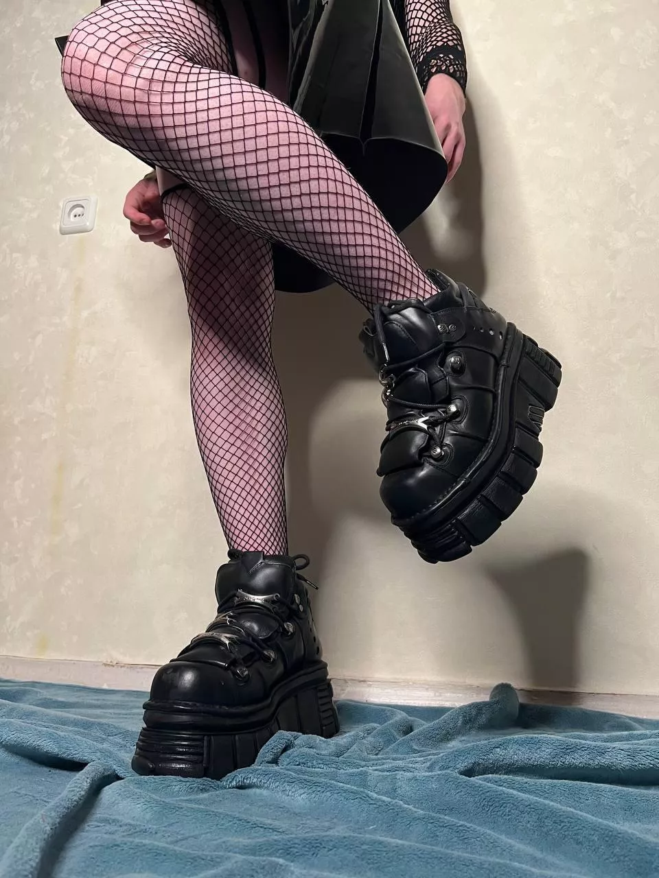 goth af posted by Middle_Possibility_3