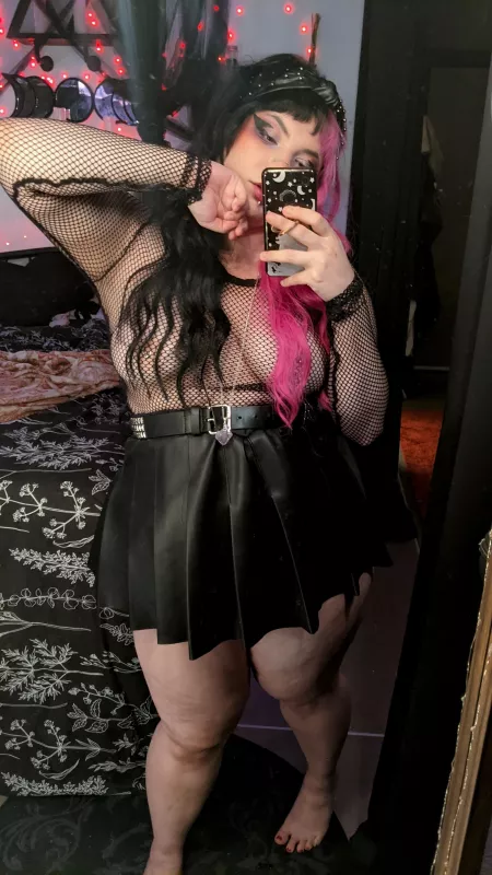 Gothicc [SUB]missive Babe wants to make you cum 💦 Available now for [SEXT] [CAM] [GFE] [PIC] [VID] Open to doing any kinky customs too! Otherwise I've got plenty of premade content to occupy your time 💕 let's play 😈 by viviplush