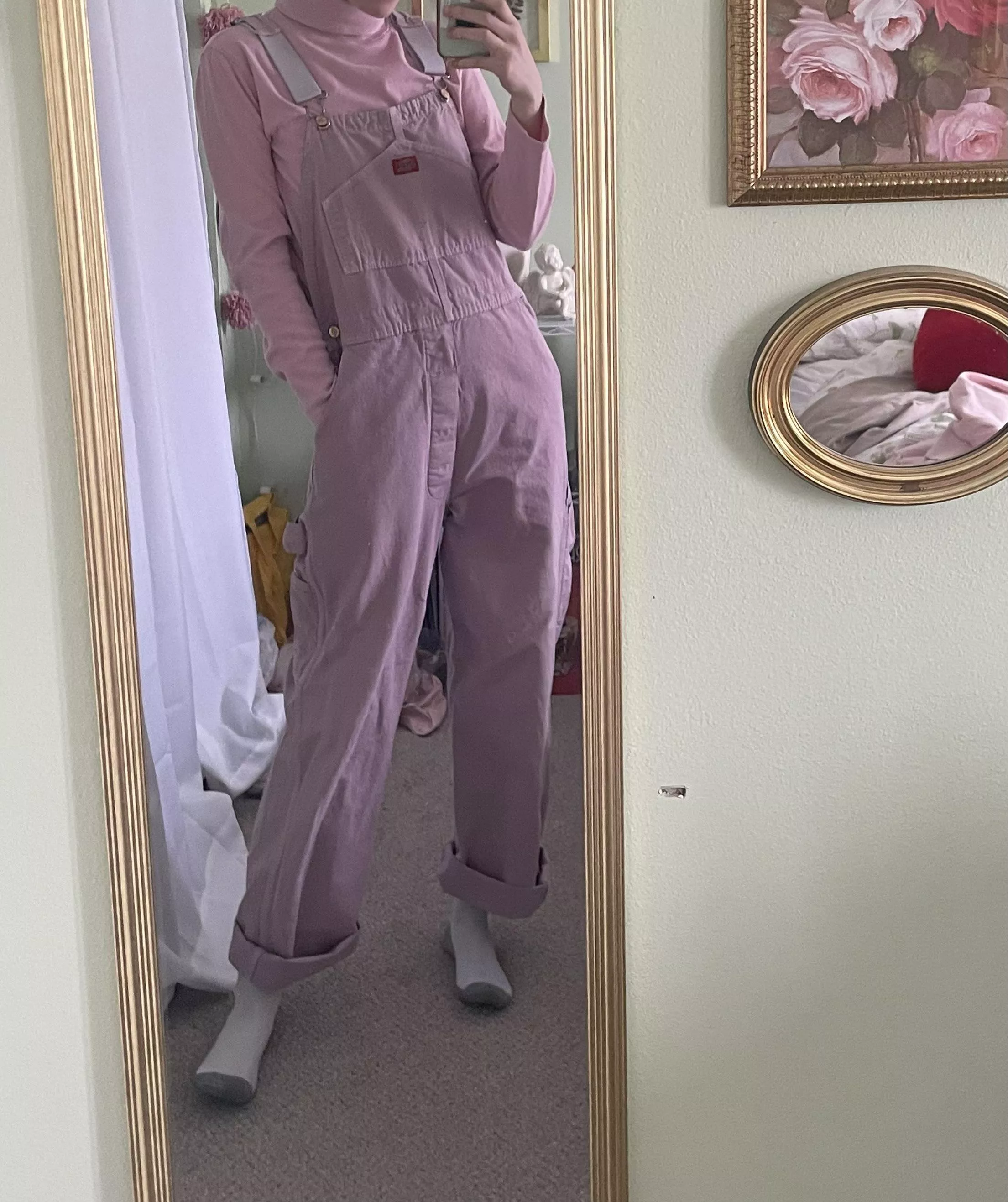 Gotta get bundled up so I can play in da snow!!!😋 posted by babyrae5