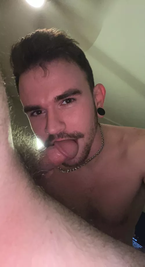 gotta help a bro out by yakobiixx