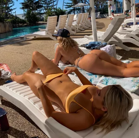 Gotta love the Coffey sisters by ThePsykoticOne