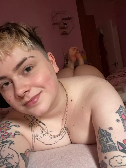 grab a handful 😇 by daisylilacx