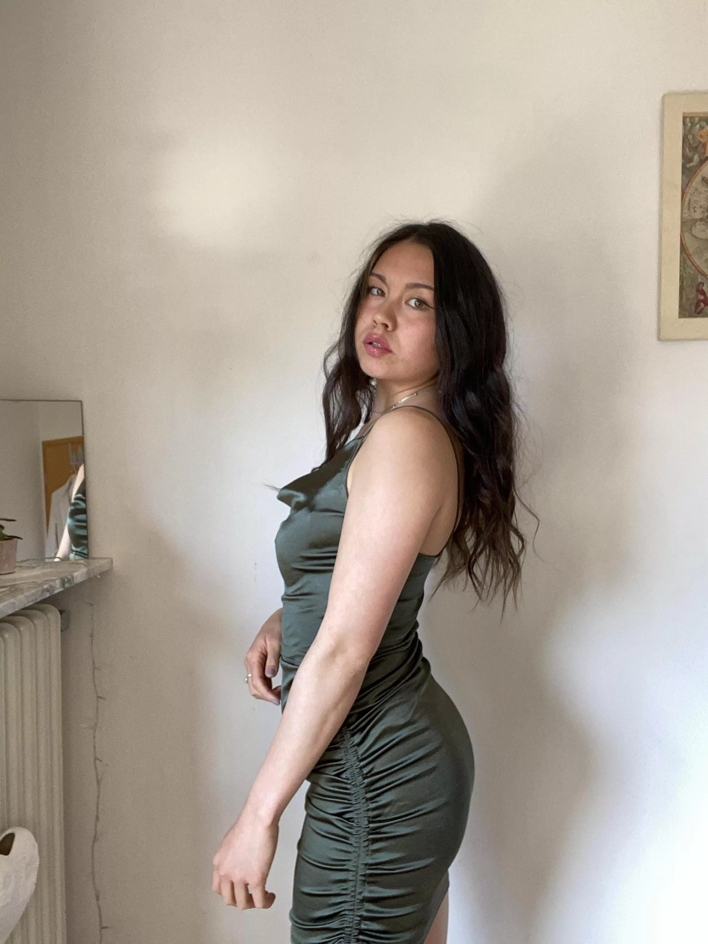 grab me by my hair and fuck me against the wall posted by lianaclay