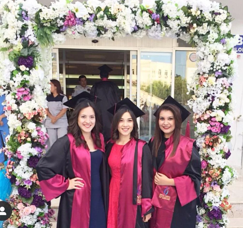 Grad to FMK posted by peramoris15