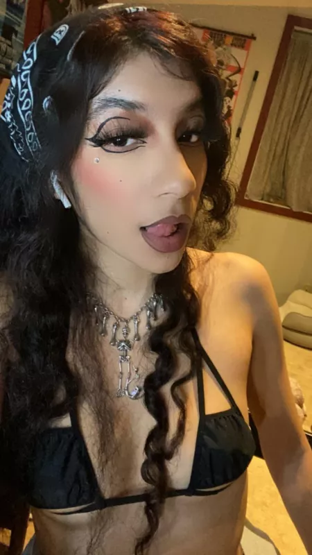 graphic liner is my fav. what do you think?? by murderbunnyette