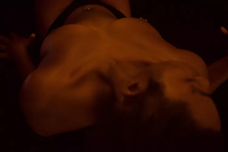 Gravity(NSFW) by Shandravia