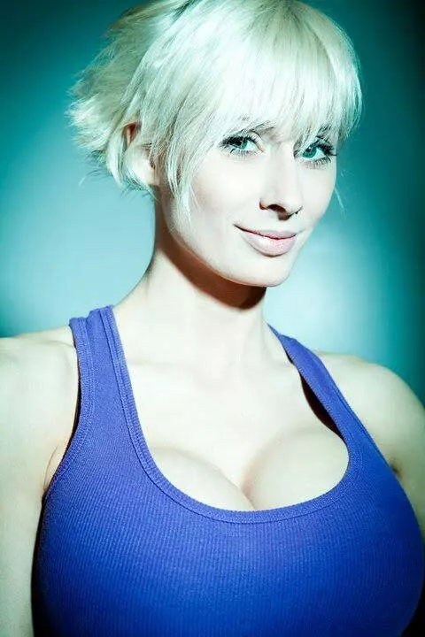 Great cleavage posted by SpriggsJim