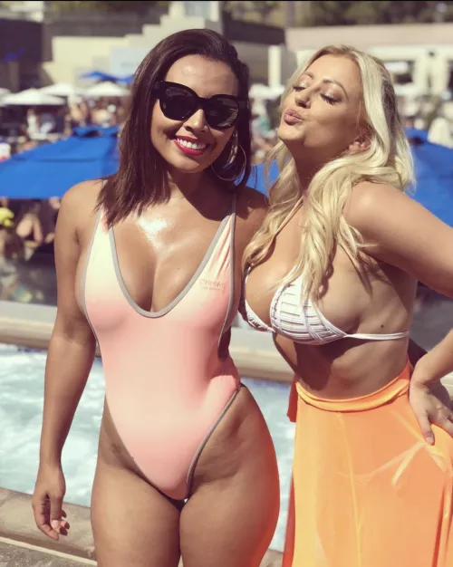 Great duo by NickelFormation