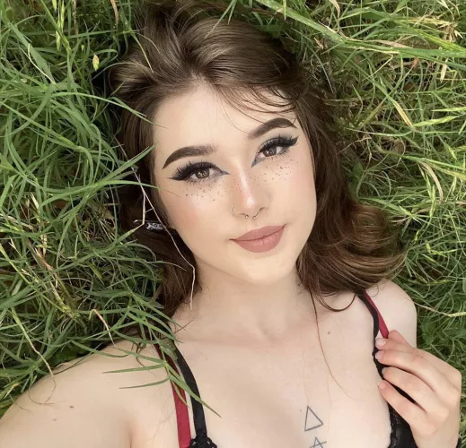 Great eye makeup by 169ns