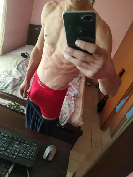 Greek guy, 43 😉 So would you go in bed with me? by Teo_Test