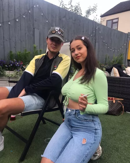 Green, big and pokie by sharethrow789