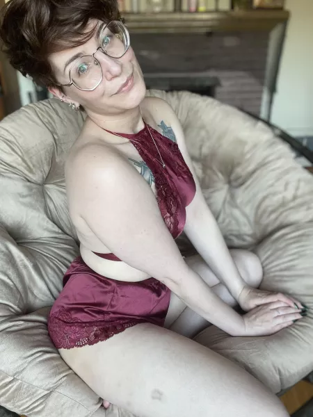 Green eyes and red satin by OfficialMissT