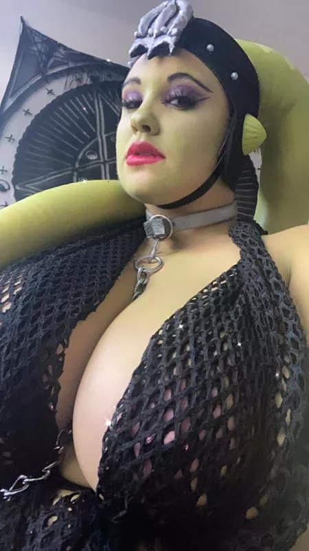 Green Twi’lek by (Peony Felicity) by peonyfelicity