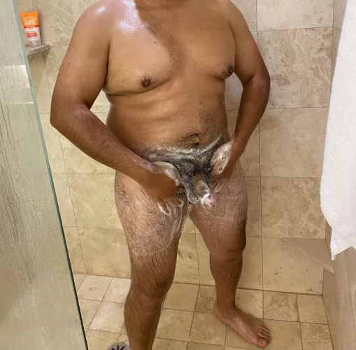 Greeting ready for a night out with my love sometimes she play to be my maid by 805unlocked