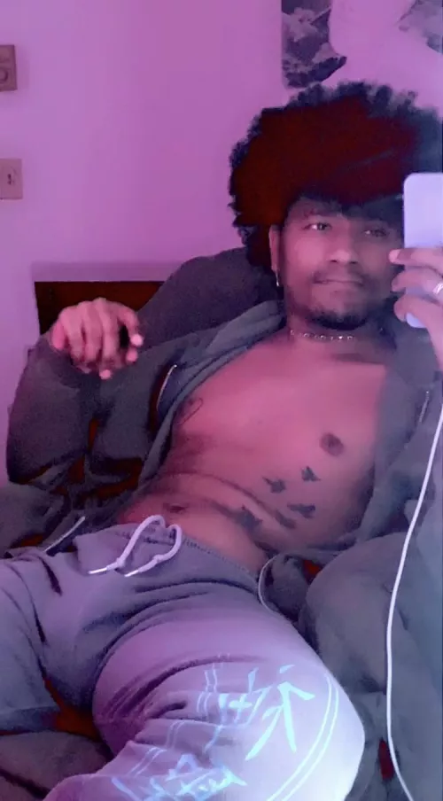 grey sweats always helps by ifloppsy