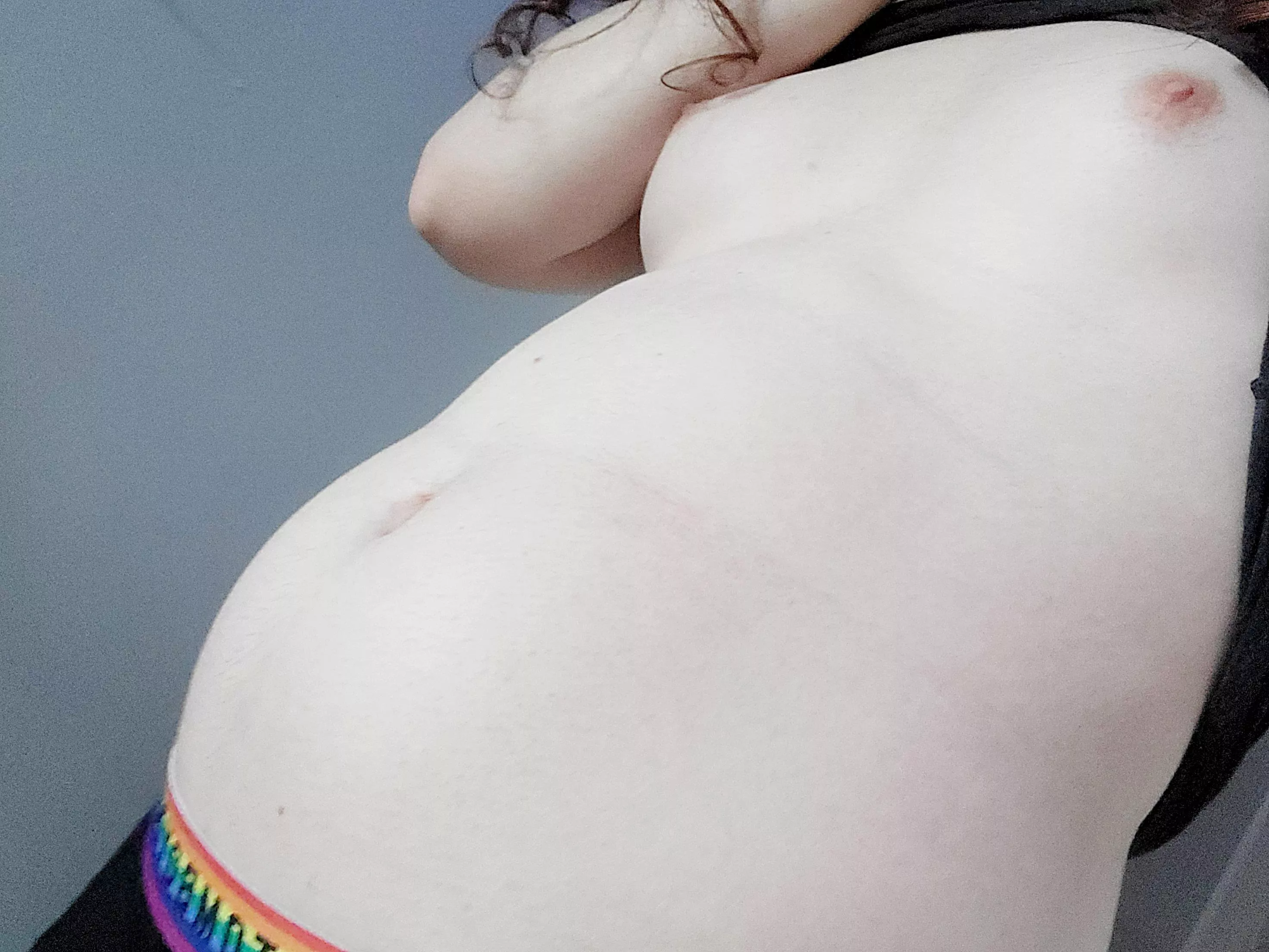 Growing slowly but surely! Maybe one day I'll be as big as the rest of yall 😘 posted by Dusky_Diapers