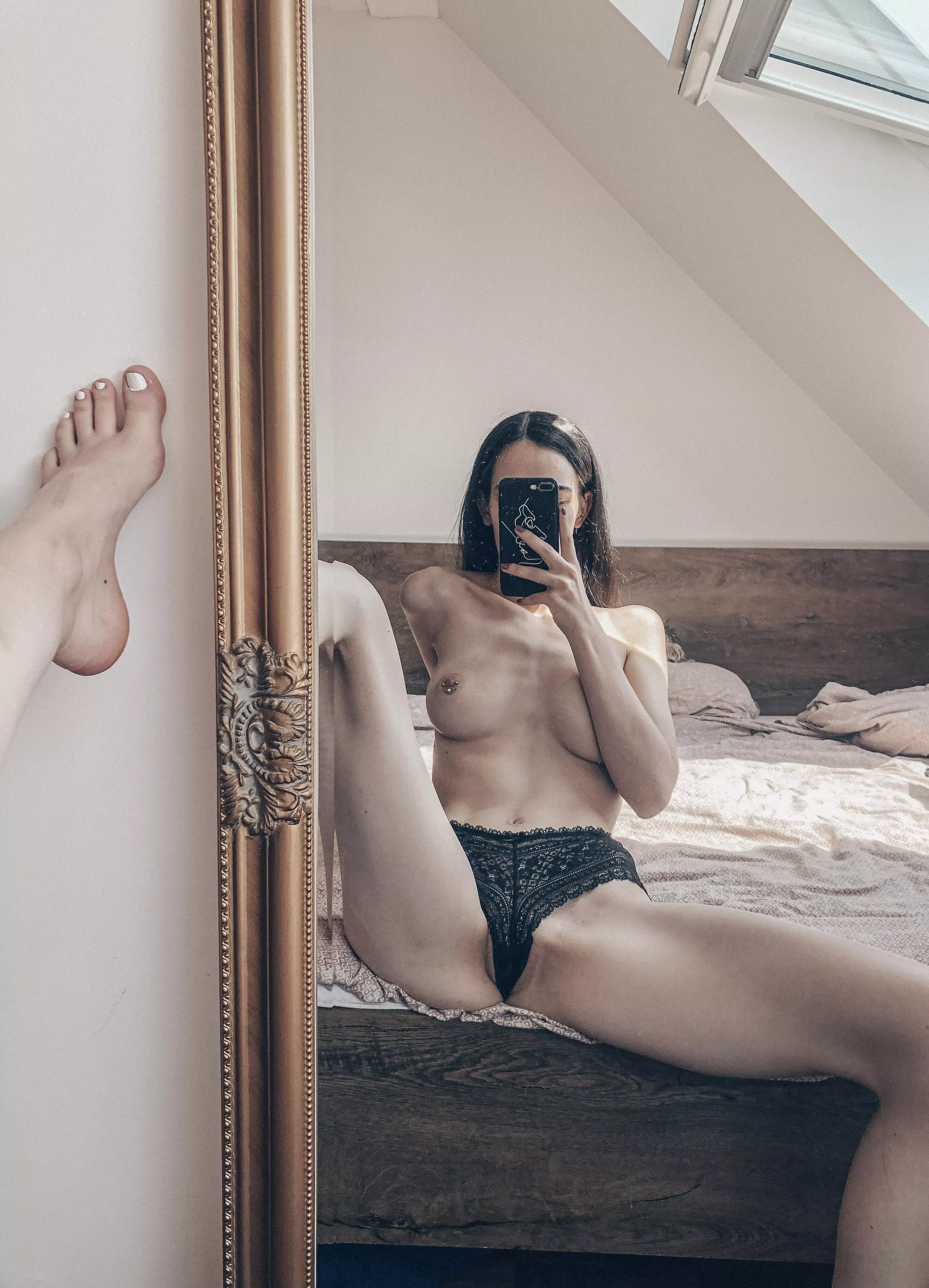 Guess my college major 😏 posted by lanadelslay77_