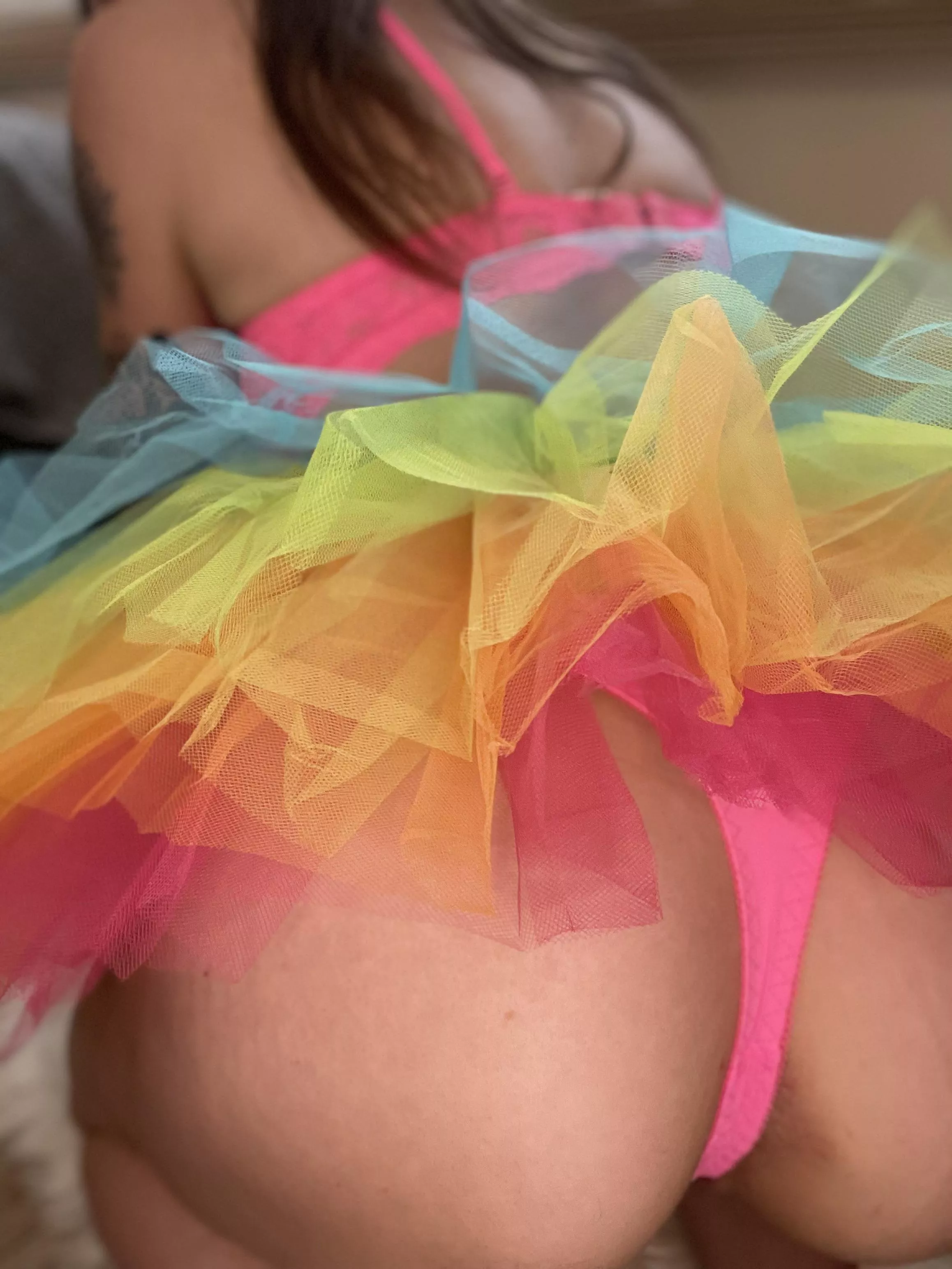 Guess my costume! Head over to my Onlyfans to check out what I am. It’s my birthday month so I’m running a 40% sale all month long! 💖 posted by Daallasog_