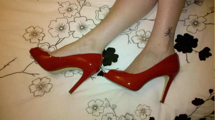 Guess the brand by MissFeet1969