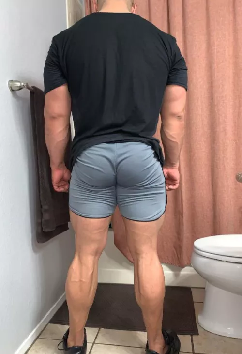 Guess what day it was today 🦵🏽 by throwaway83xx