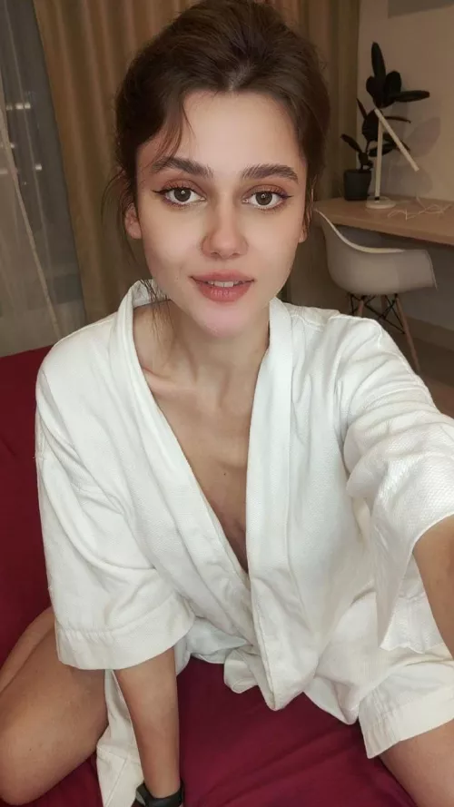 Guess what kind of panties I'm wearing right now?💋👇 by JesicaDeepThroat