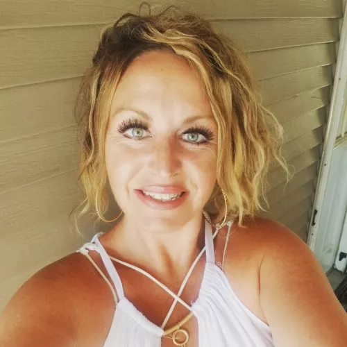 Guidette by fullfath0m