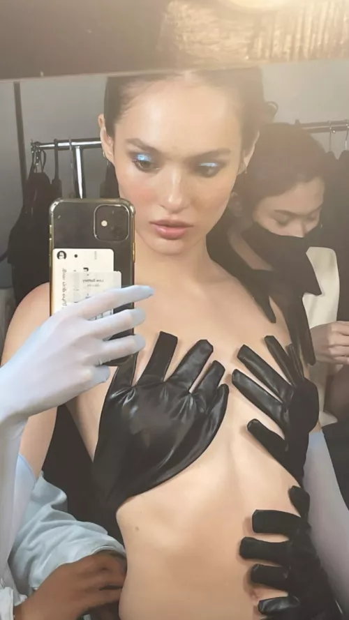 Gusto niyo ba ng flat? 🤔 by Fast-Monitor-2483