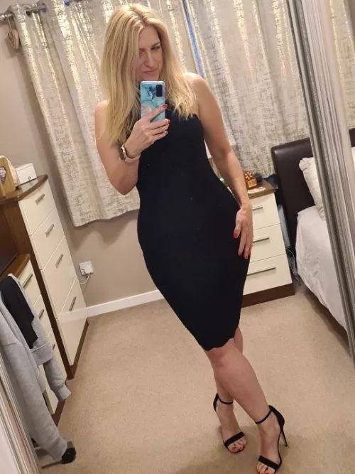 Guys, would you fuck me? 😳 by Louise_fabs