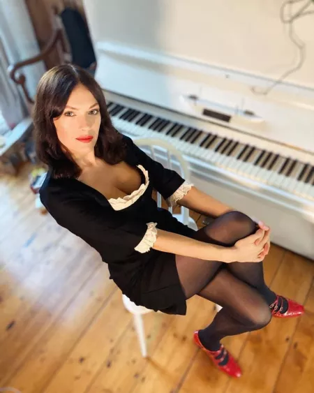 Gwenno by Upset_Swordfish977