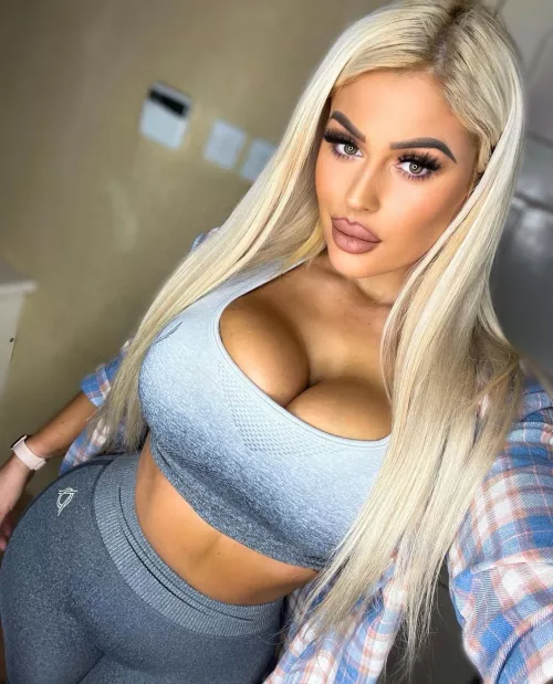 Gym bunny by 10baremain