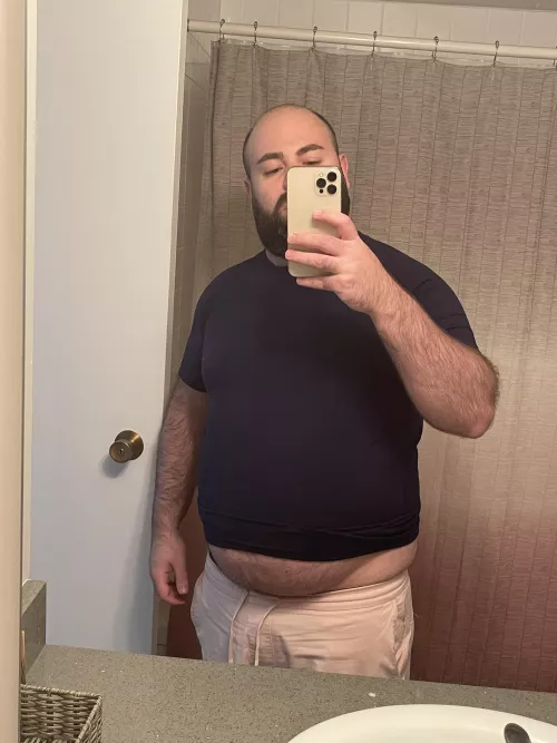 Gym clothes are getting too tight by canadianbearxxx