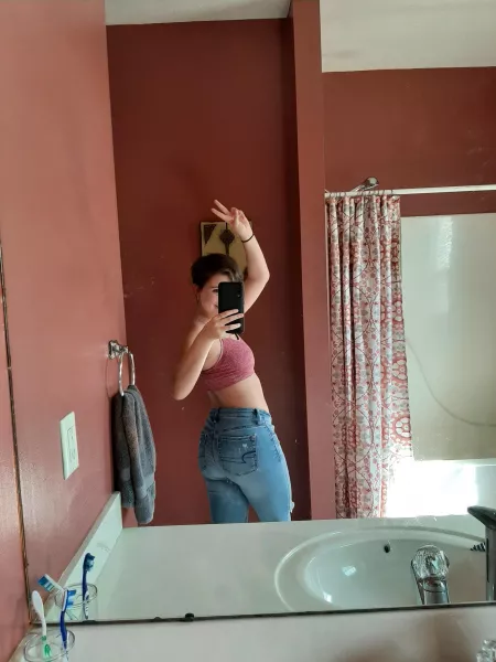 Gym gains (?!) by Lousyonie