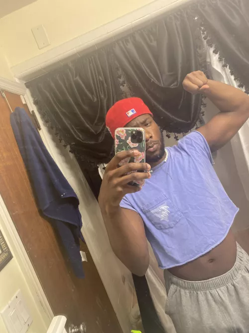 Gym gains slowly coming in, I fight homophobes ;) by MoePaul10