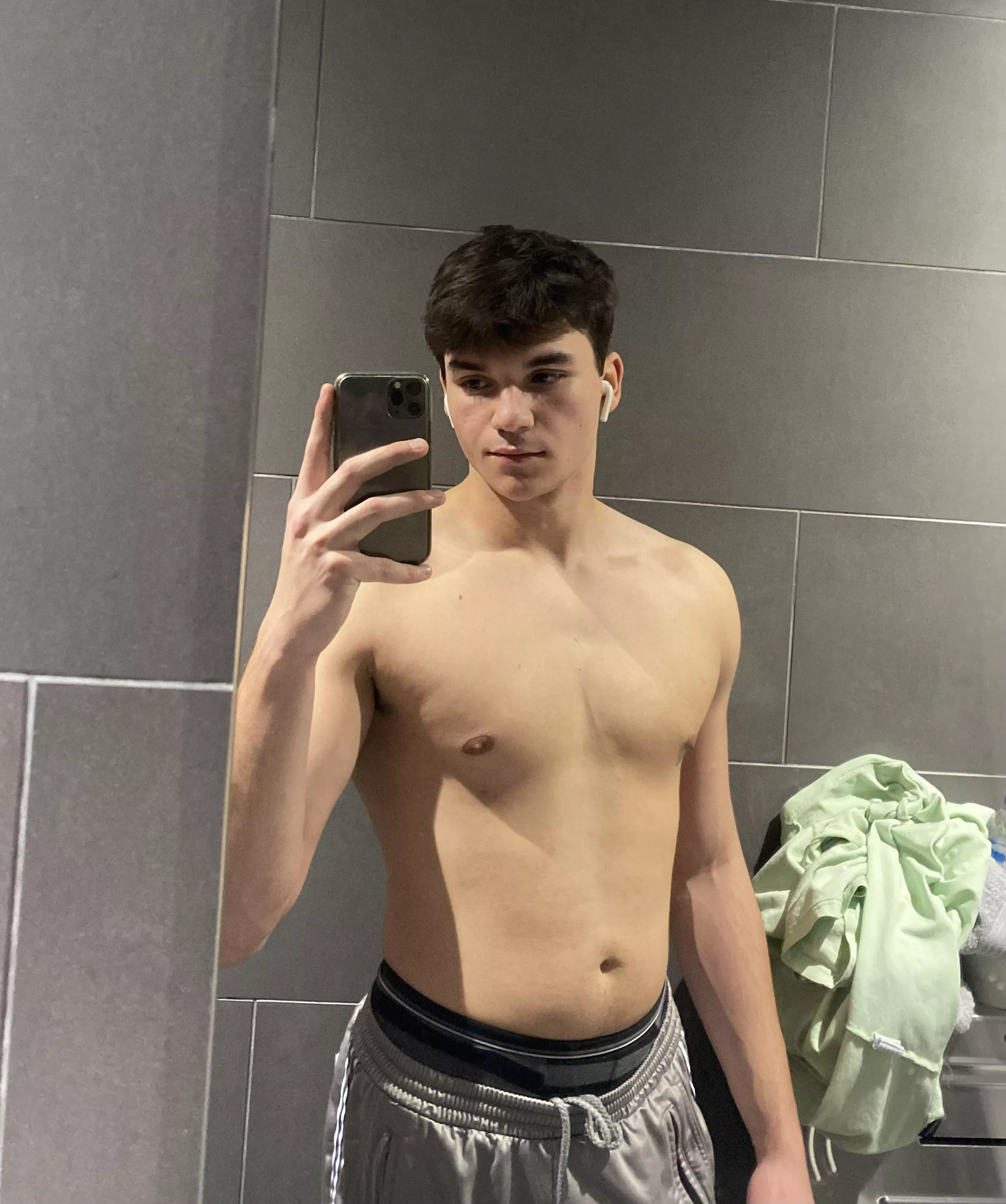 Gym pic :) posted by Jtimestwo2