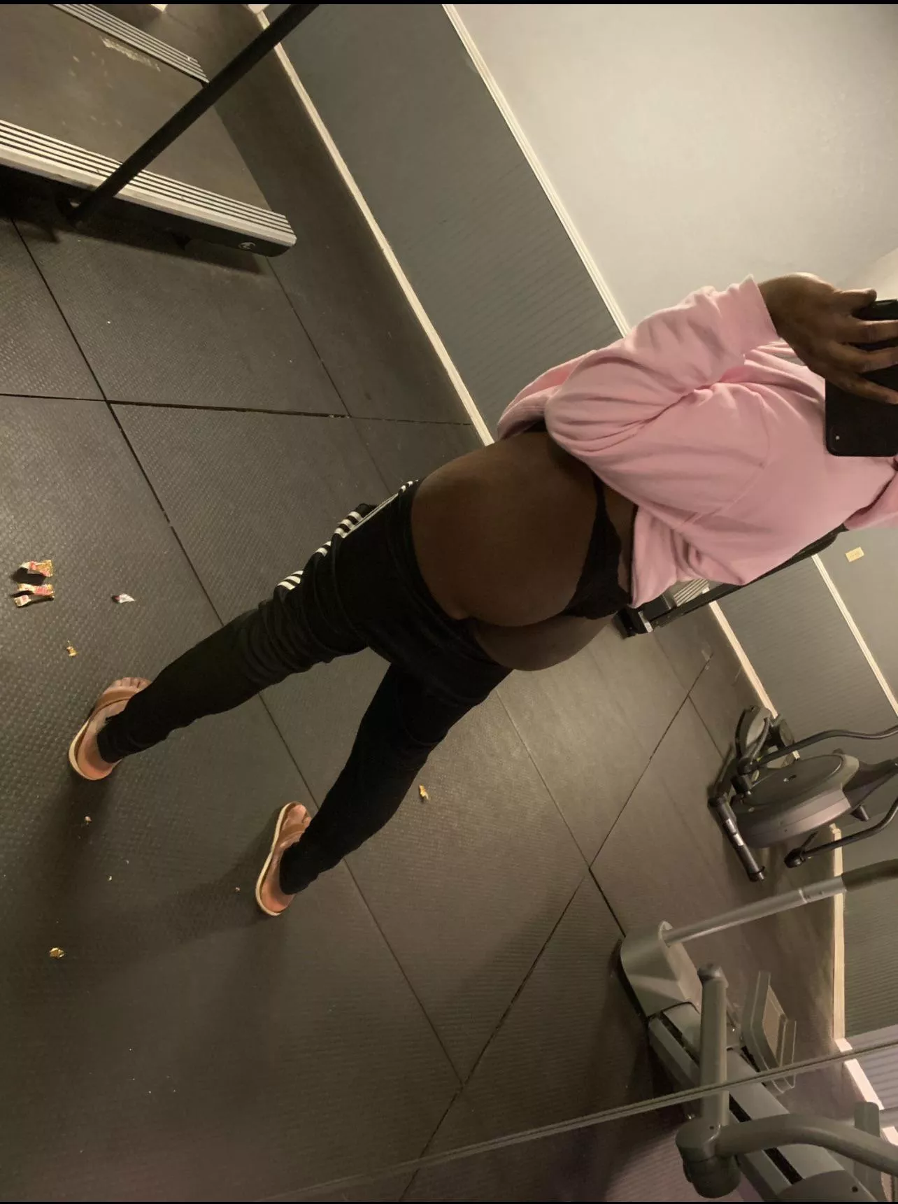 Gym Pic 🎅🏾🅿️ posted by TwinkCumWhore