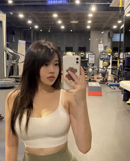 Gym Selfie by creammore
