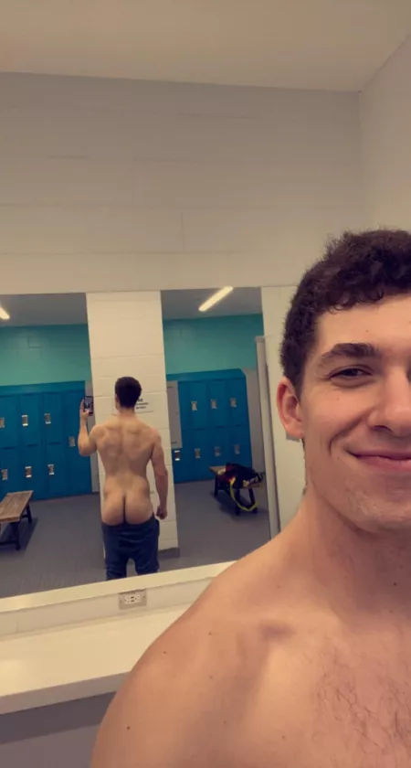 Gym selfie 😜 by Jackpackage71