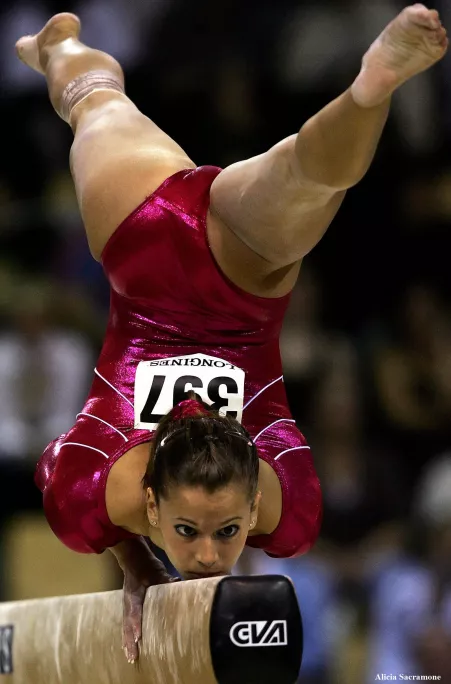 Gymnast Alicia Sacramone on the balance beam at the 2006 Artistic Gymnastics World Championships by star_form_tree