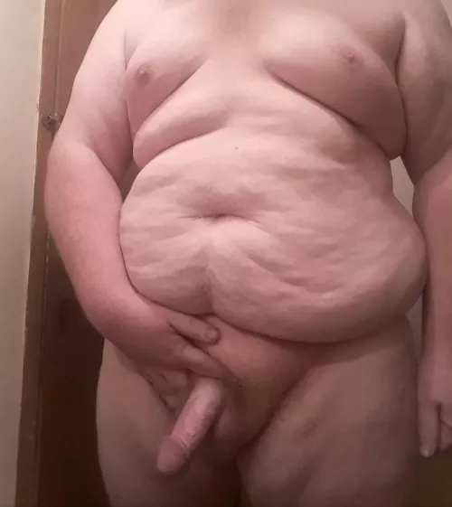 Had a super rough day at work and my back is killing me, cum and give me a massage? by southernging420