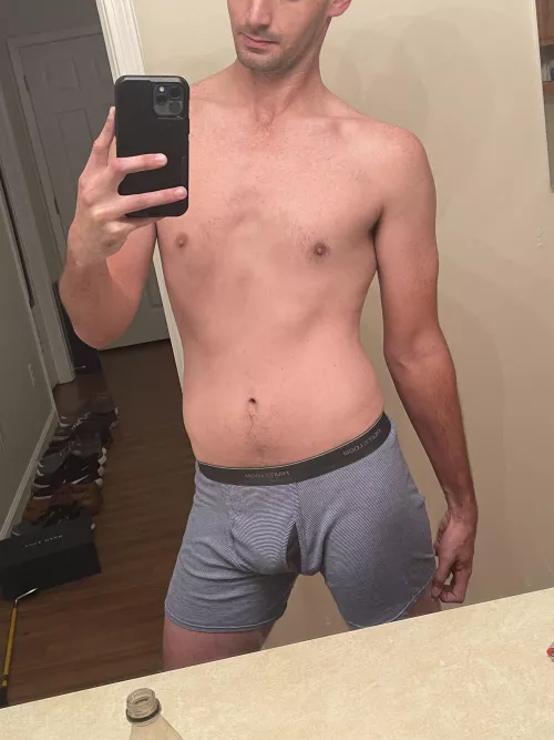 Had an itch on my leg while taking pics 😂 by handsomeFLguy