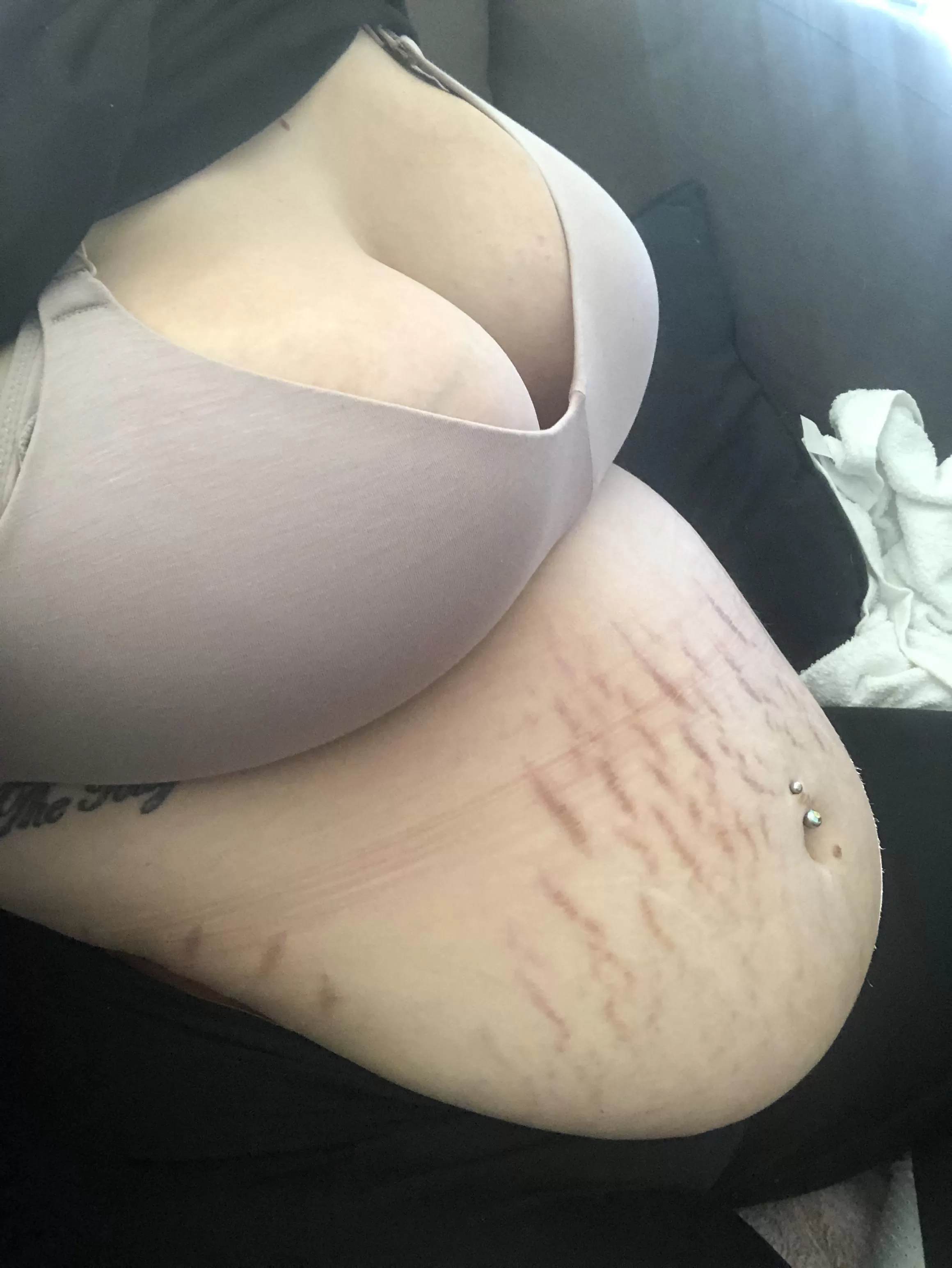 Had my baby now it’s time to fill this belly with food. Who wants to feed me posted by keiralee26