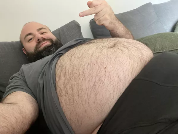 Had pizza for lunch. Does it show? by canadianbearxxx