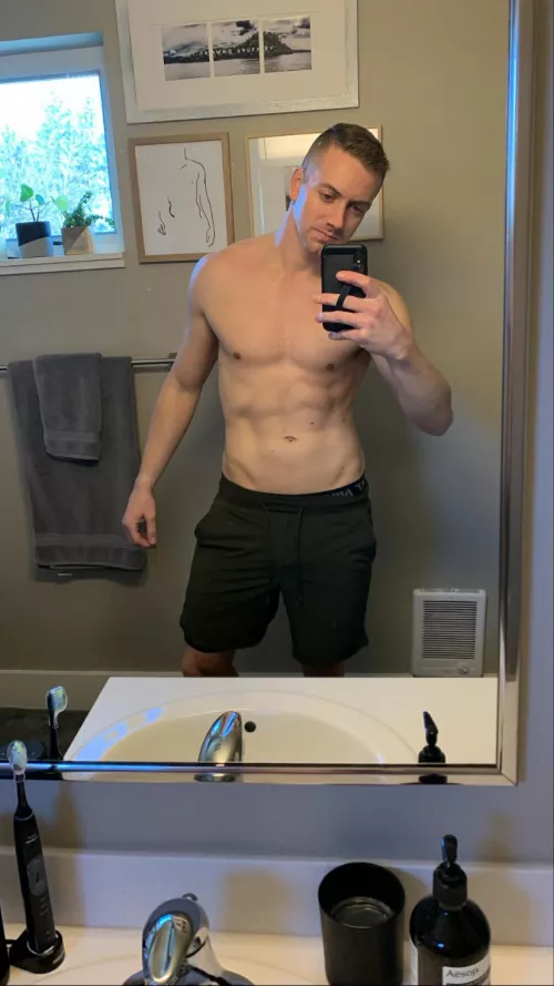 Had the best workout today. Now someone come give me a massage. Thanks. 😘 by danielkenton1986