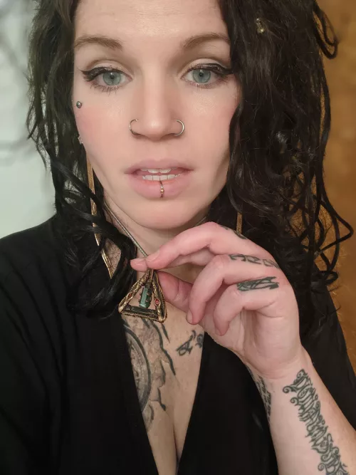 Had to stop midway through removing my makeup last night to snap a pic of my (second) favorite wire wrap:) by Jasmine_Erotica