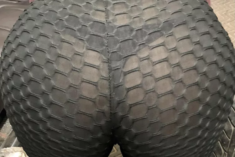 Had to try these tick tok leggings by mywifeass7