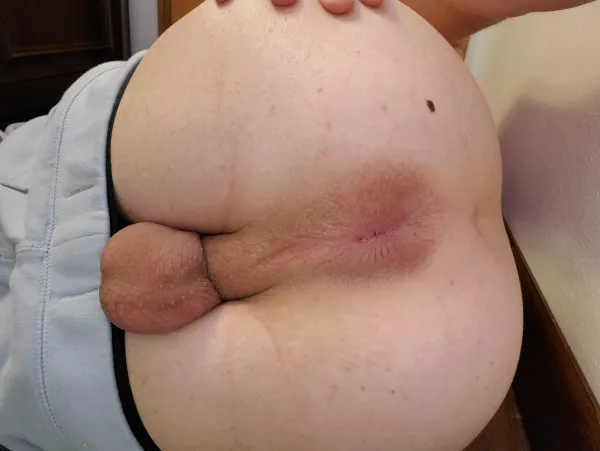 Haha my balls be hanging out by asspector