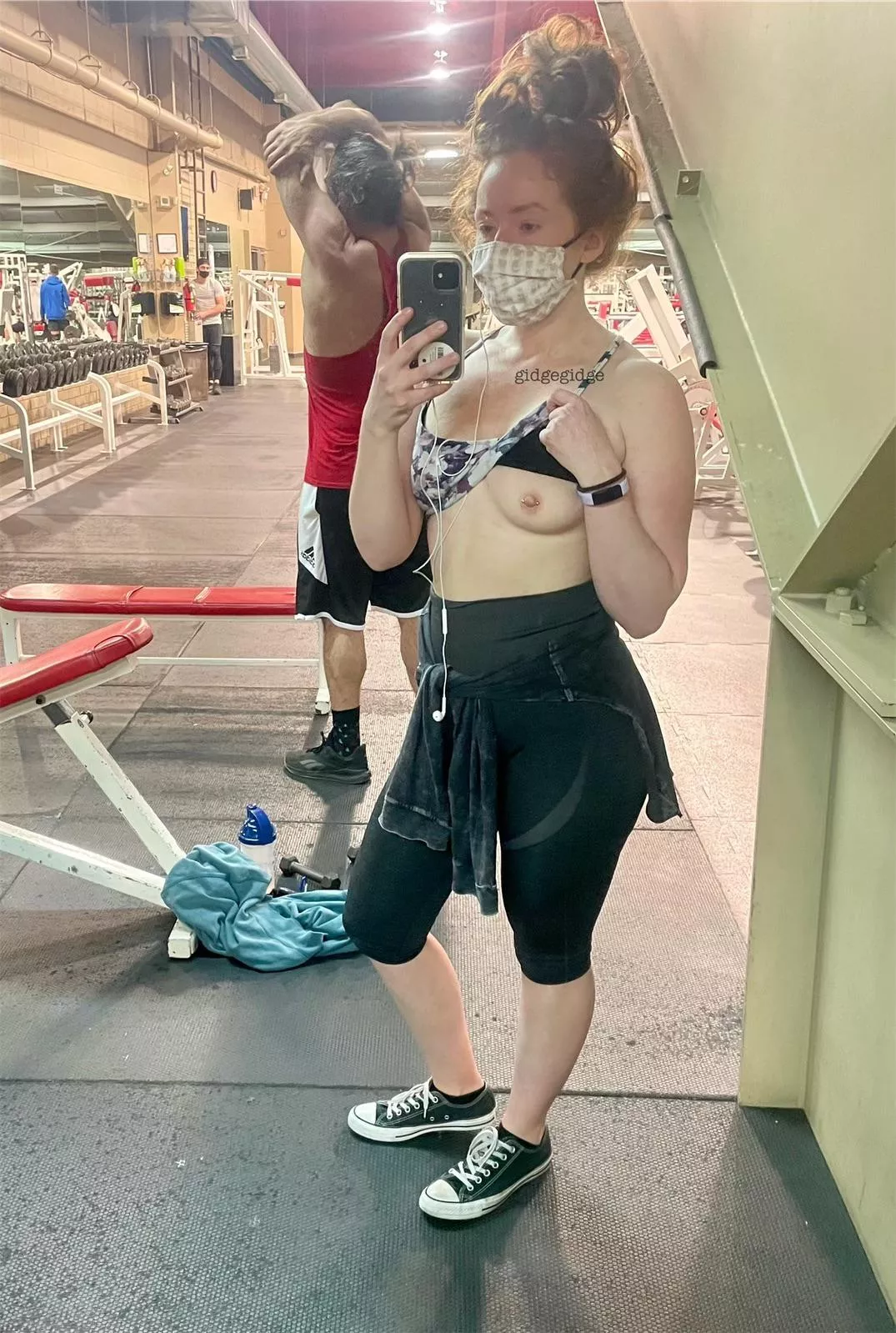 Hahah WTF how did the guy way back there see 🤷‍♀️ posted by gidgegidge