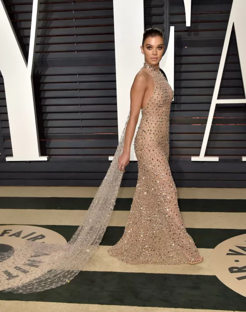 Hailee Steinfeld by ononothimagen